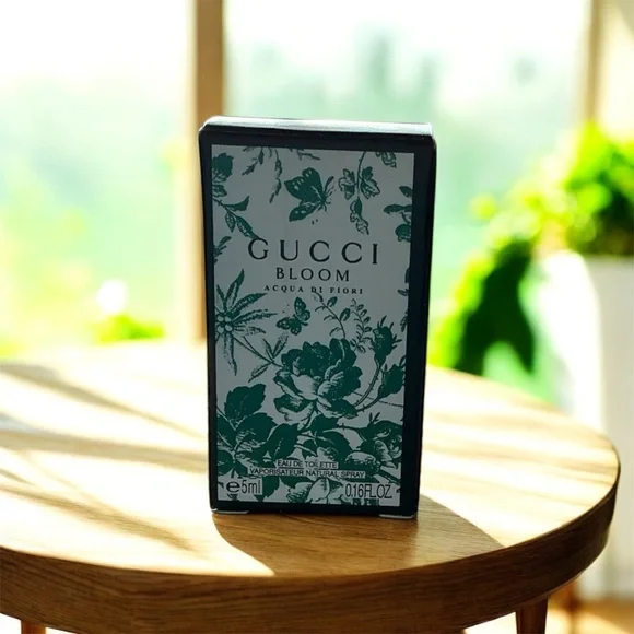 NIB- Gucci Bloom Acqua di Fiori-E.D.T-5ML/.16FL OZ MINI - Picture 2 of 3
